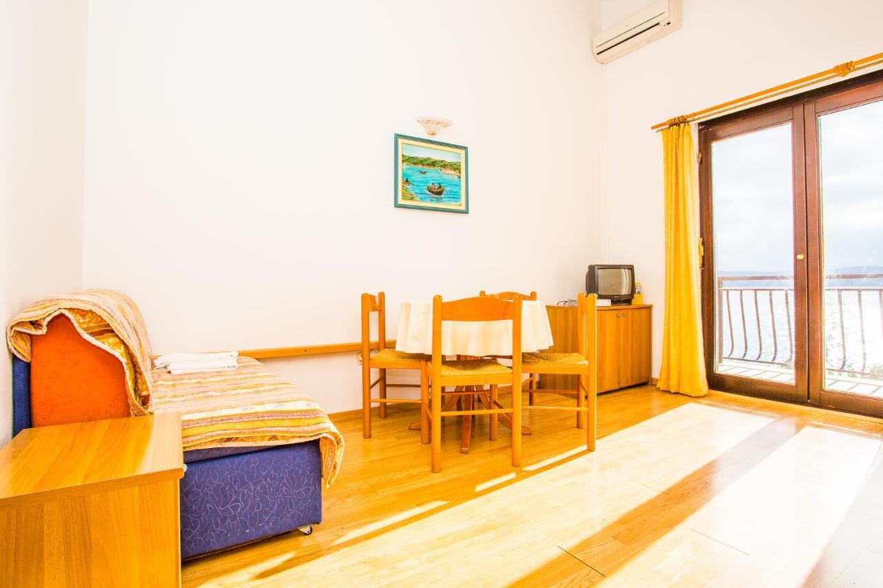 Apartmani Pava Omis Exterior photo