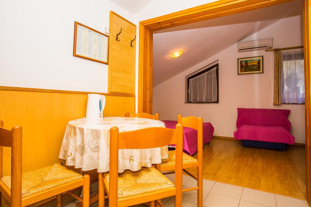 Apartmani Pava Omis Exterior photo